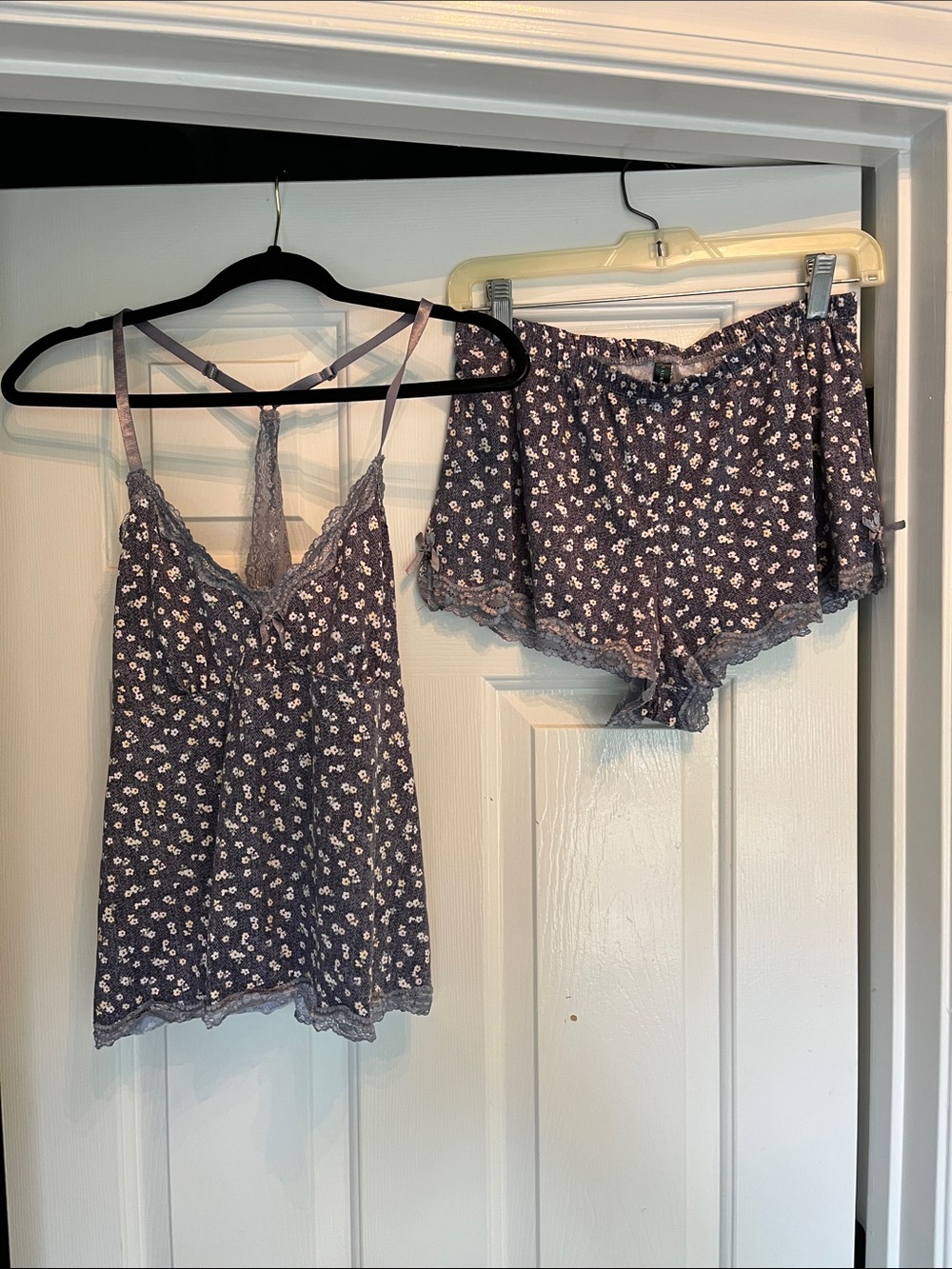 Laura Ashley Women's Floral Lace-Trim Cami & Short Sleep Set Medium